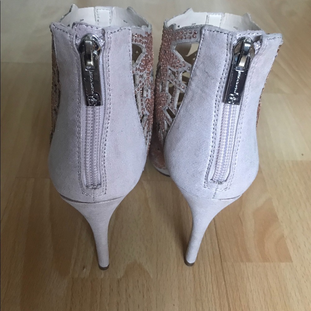 Heels (NWT) - Picture 6 of 6